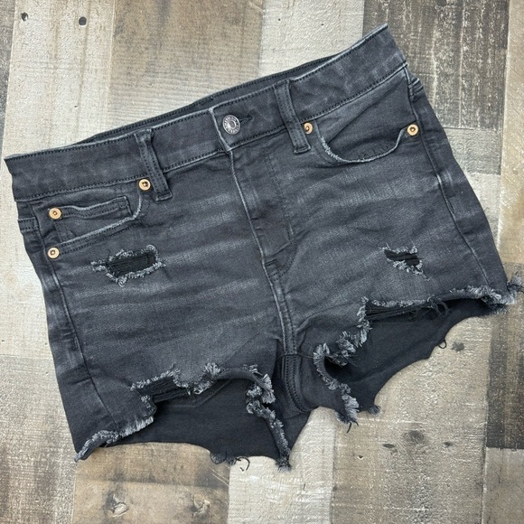 American Eagle Distressed Hi Rise Shortie Jean Short size 4 - Picture 11 of 11
